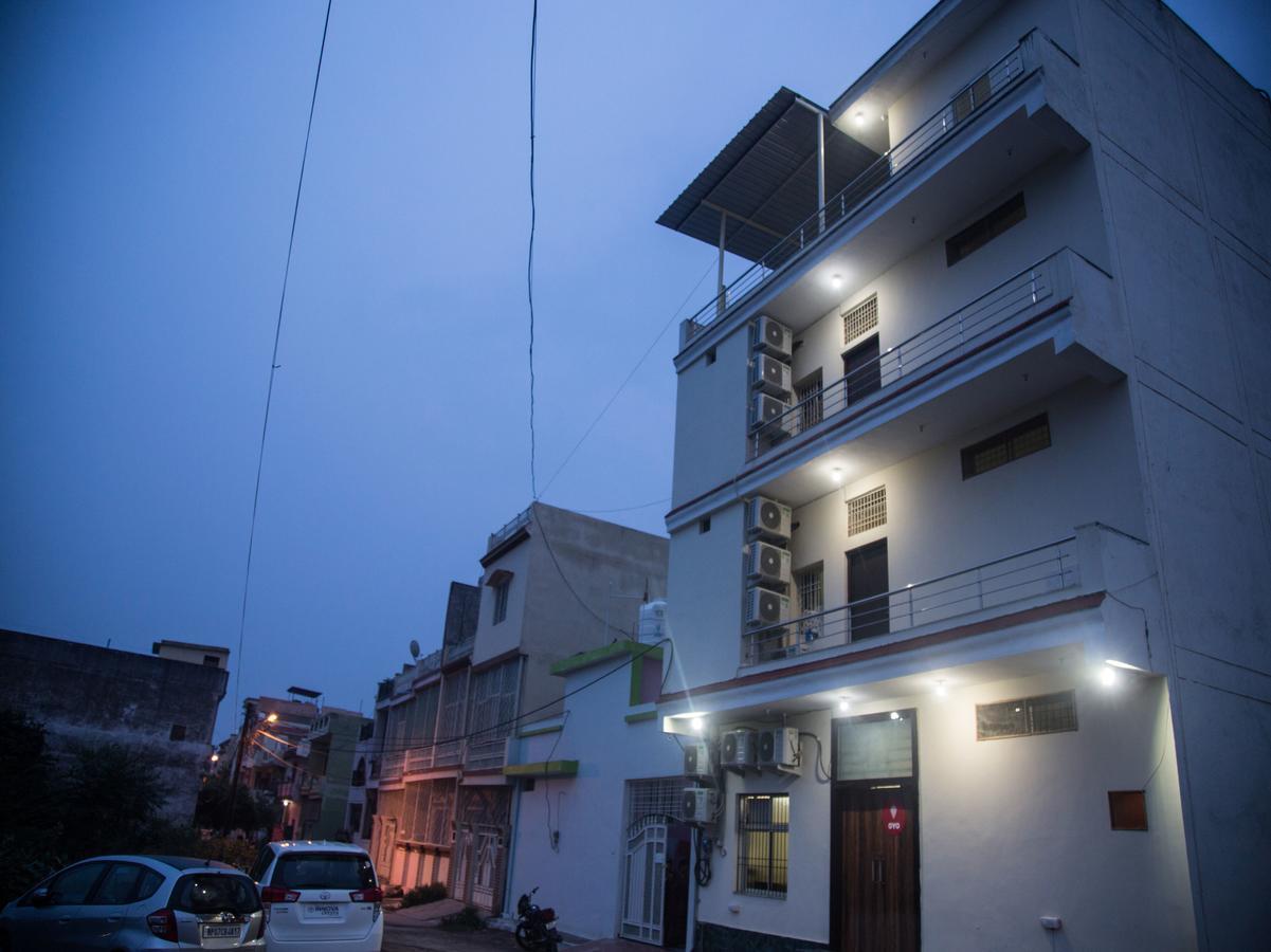 Hotel Oyo 9123 Baghban Residency Gwalior Exterior foto